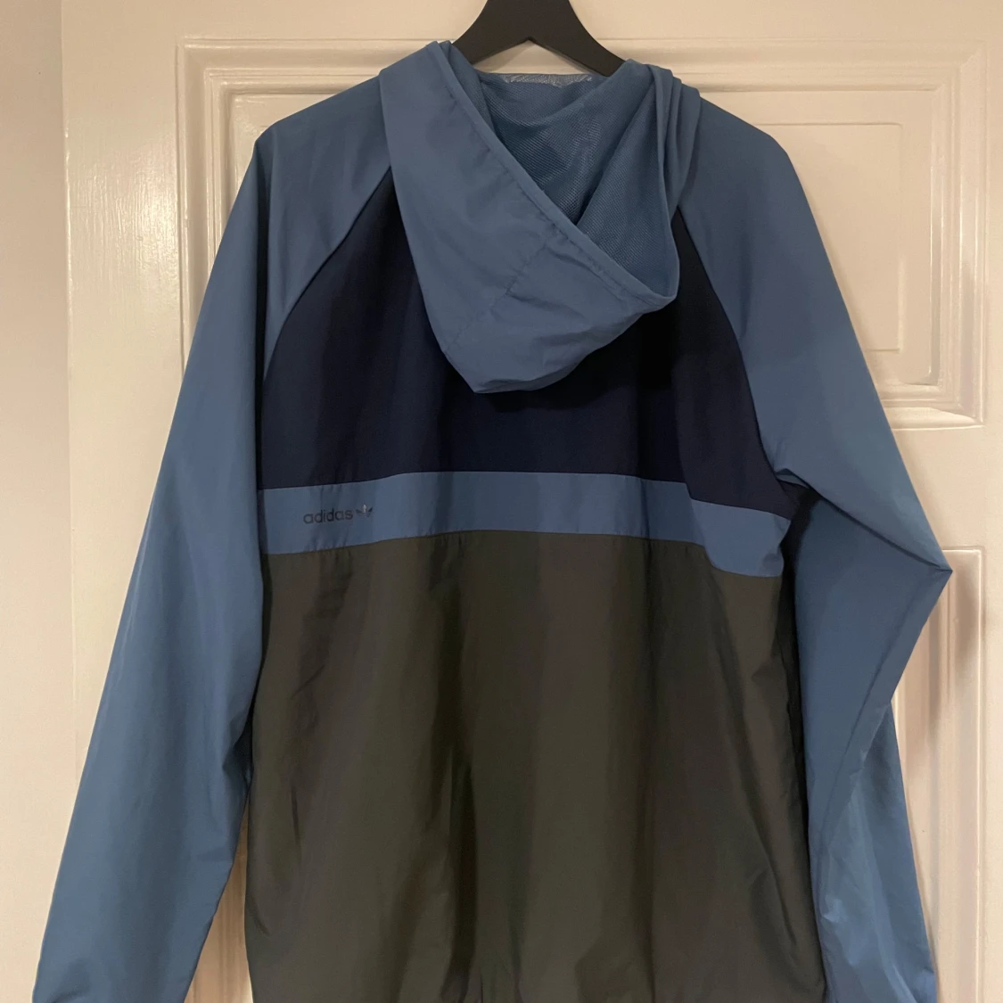 Adidas  Vindjacka - 90