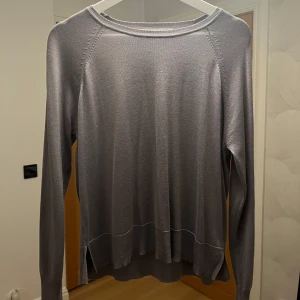 Stickad tröja - Superfin finstickad tröja från zara som aldrig är använd!