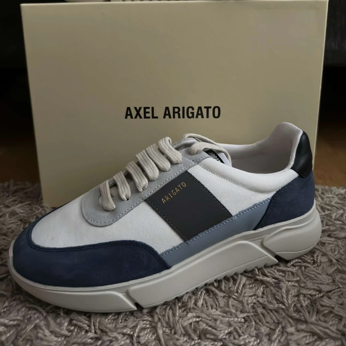 Arigato Vintage Runner
