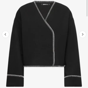 Kappa  - Kappa från Gina i stolen S. Nedre knappen är lite trög att stänga ibland