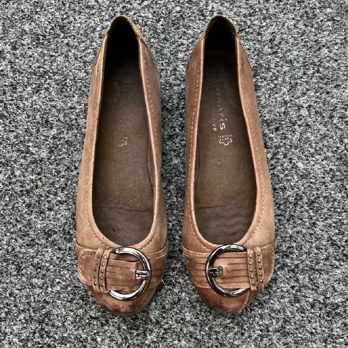 Ballerina med spänne 