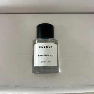Essnce High on chai  - Ny i förpackning 