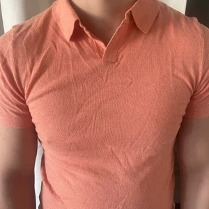 Piké från Riley Stl S - Sitter tajt på mig, 183cm lång, 83kg