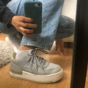 Nike Air force - Snygga Nike skor i strl 39, bra skick då jag inte använt dem så mycket. Säljer dem för 300 men är fler intresserade så blir det budgivning :)