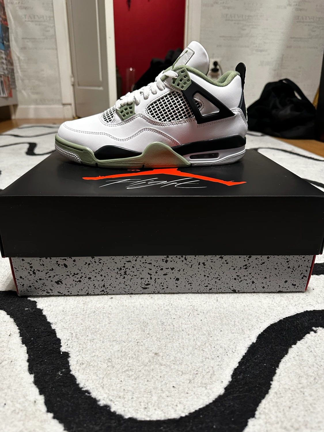 Jordan 4 seafoam st 43 - 91