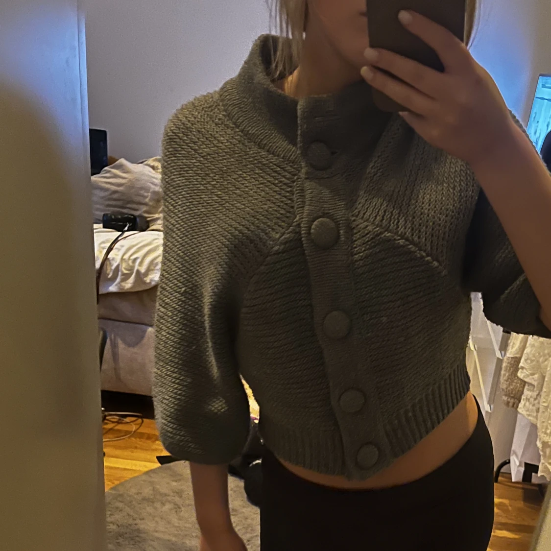 Så fin stickad tröja med trekvartsärm - 90