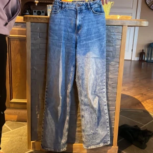 Jens  - Jätte snygga stolek 152 52 justerbara