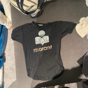 Isabel marant - Isabel marant t shittt storlek small, oanvänd.