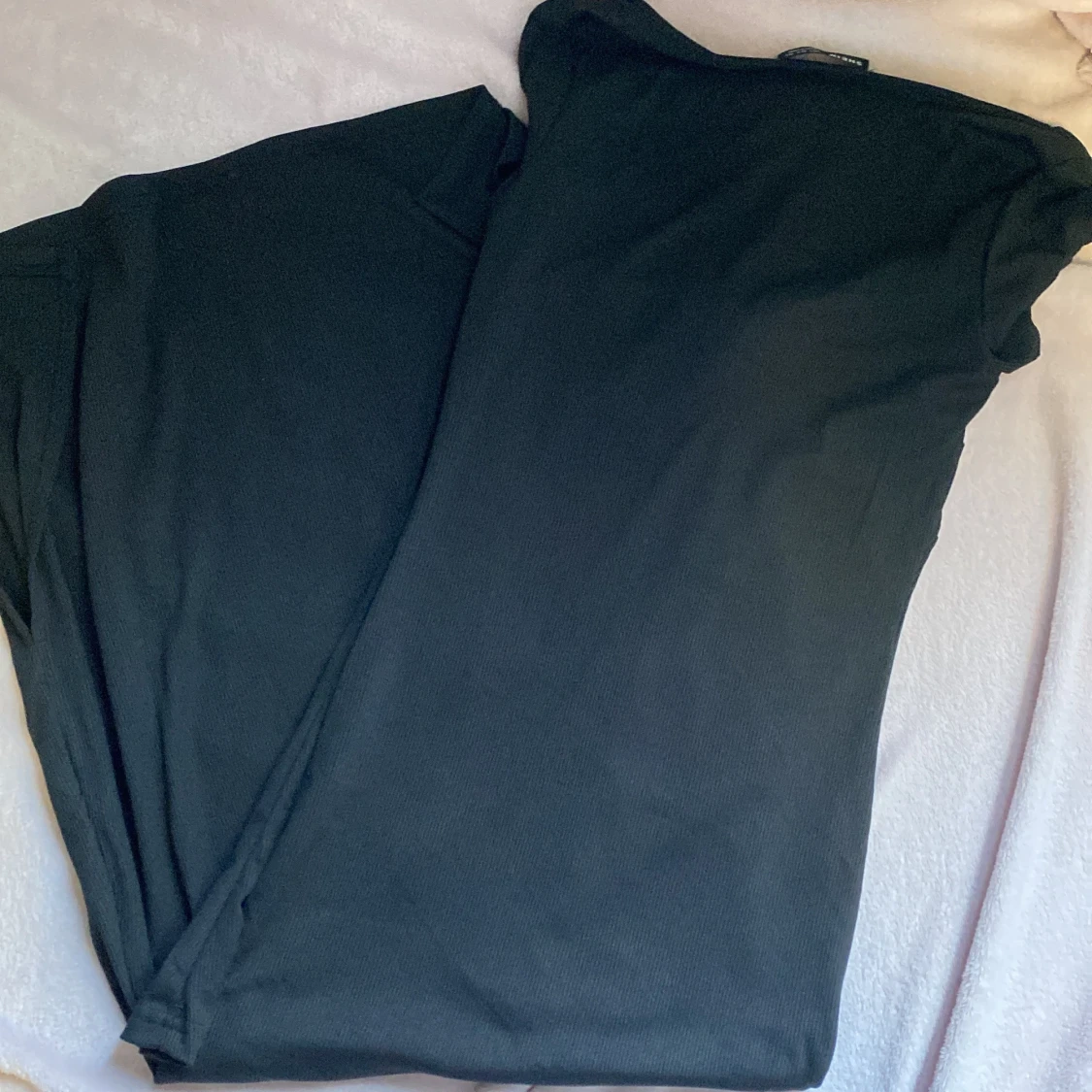 Svart klänning i strl 36 - 90