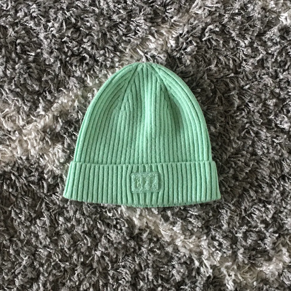  färg: mint green 💘  Jag köpte den för 119 kr 💌. Accessoarer.