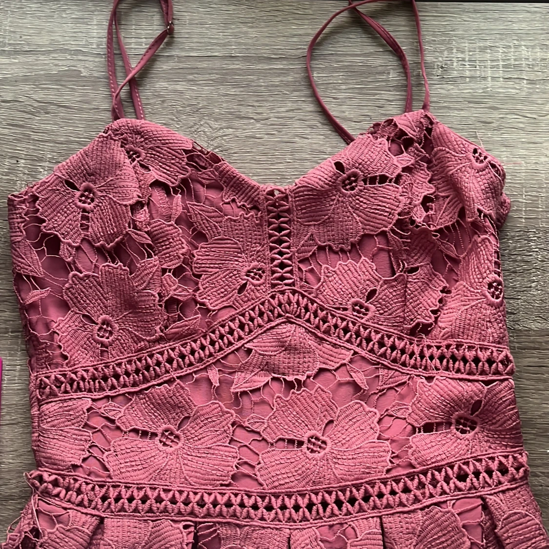 Rosa spets klänning storlek xs  - 91