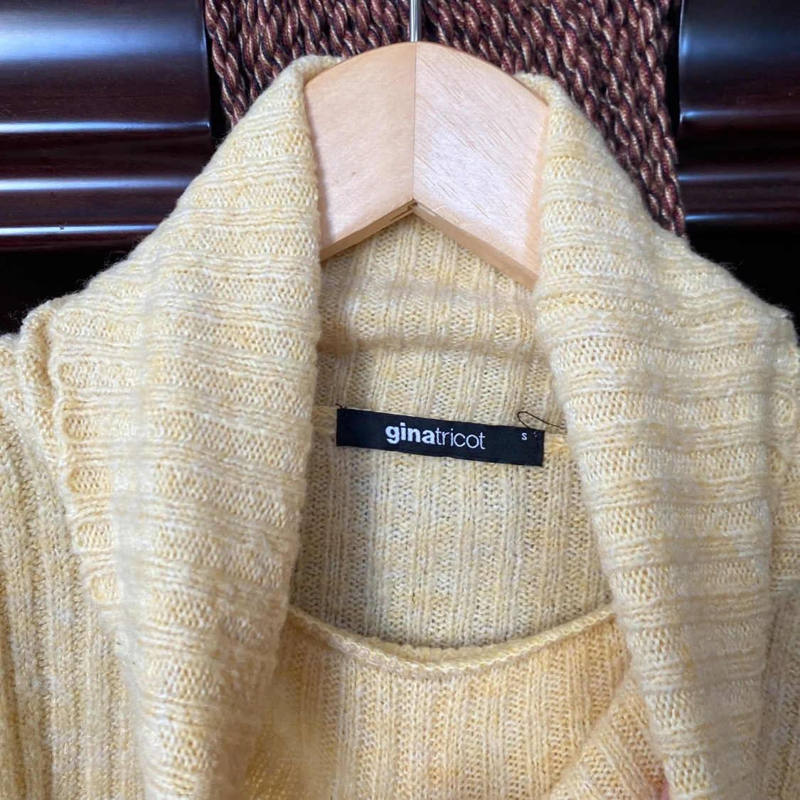 Stickad tröja Gul - 90