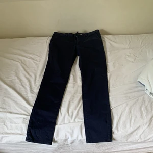 Gant chinos i bra skick - 98% COTTEN 2% ELASTANE