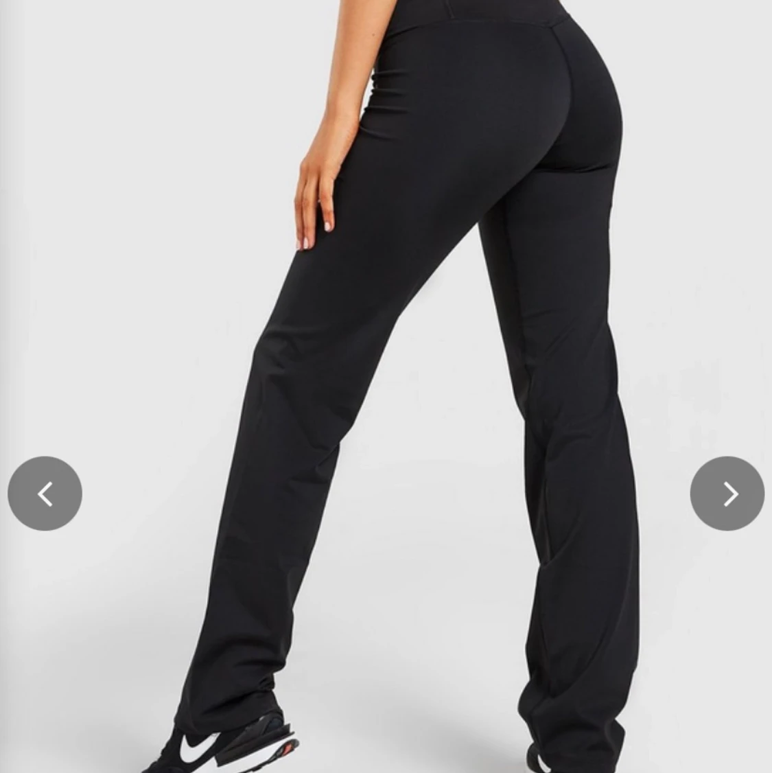 Nike Studio Flared Training Pants - 90