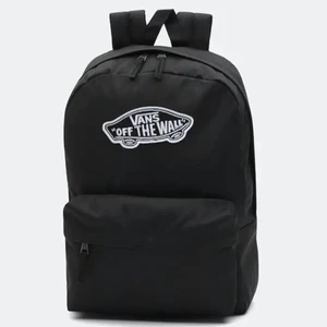 Vans ryggsäck - Ryggsäck som fungerar felfritt! Nypris typ 500kr! Inga skador, hör av er vid frågor🌸⚡️😌