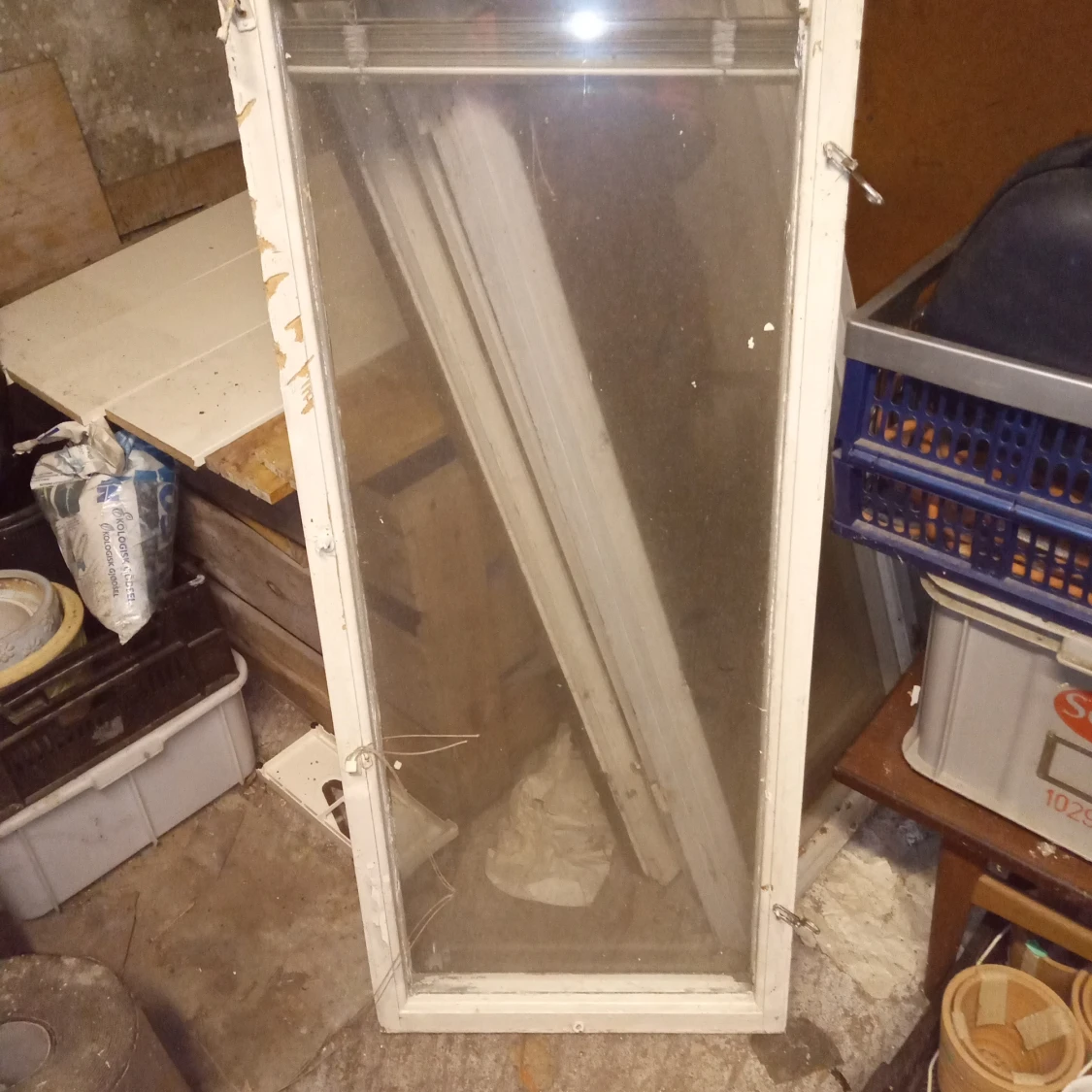 4 stycken tvåglas fönster med träram vit.