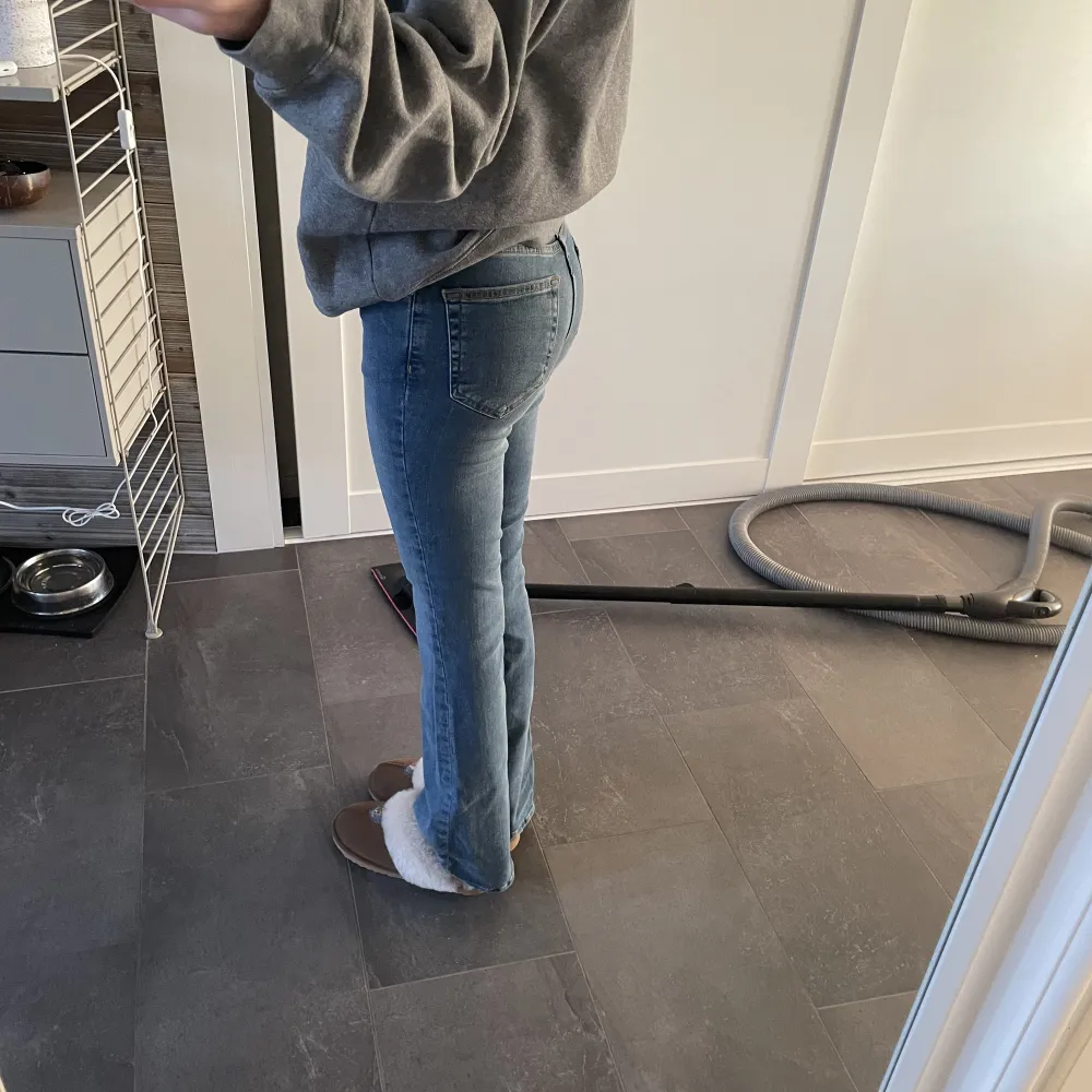 Fina, knappts använda från Cubus💖. Jeans & Byxor.