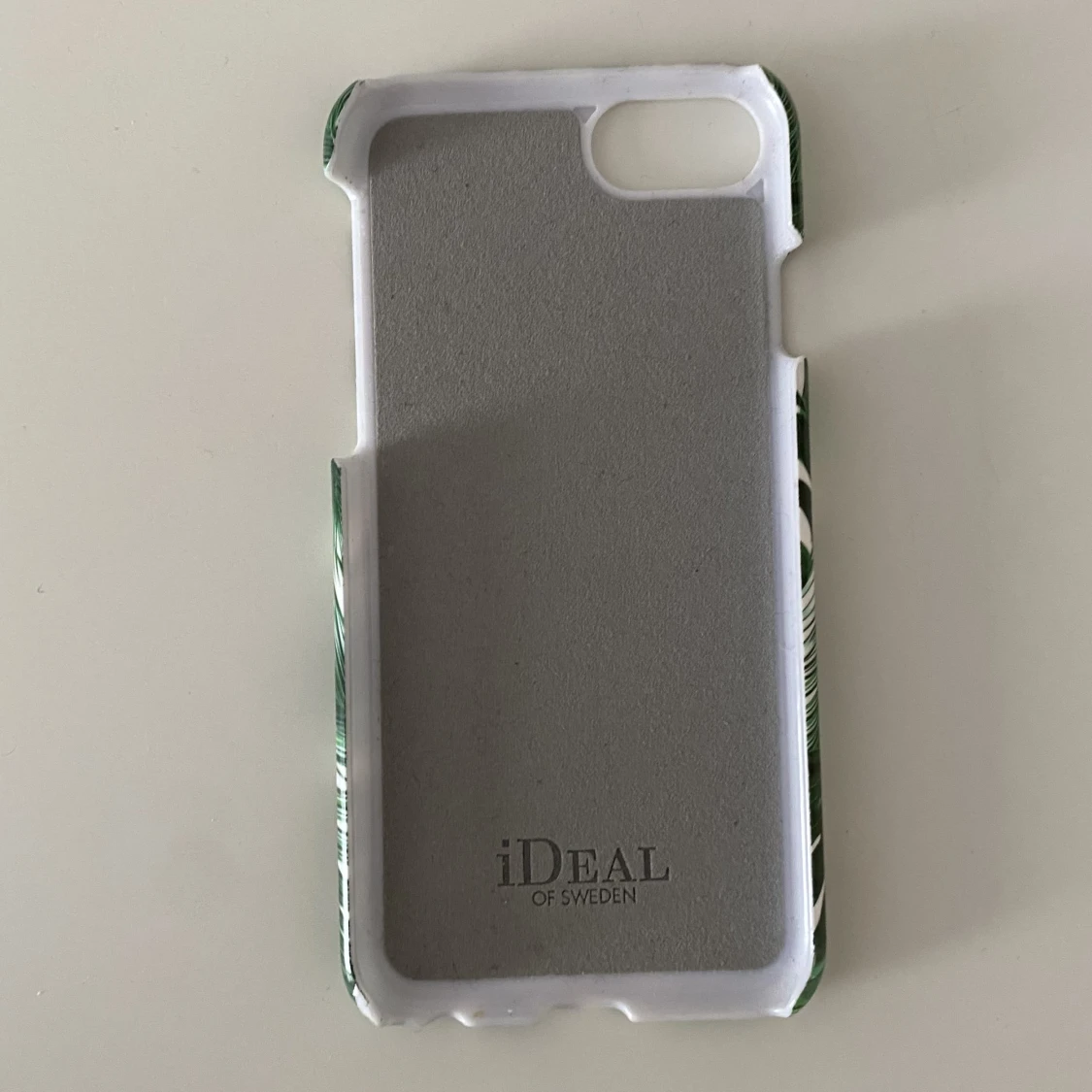 Ideal of Sweden mobilskal  - 90