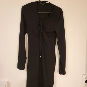 Klänning  - Knappt använd 