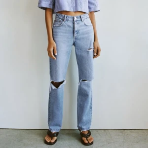 Zara jeans - Säljer mina zara jeans. Buda i kommentarerna vid fler av intresse🧡