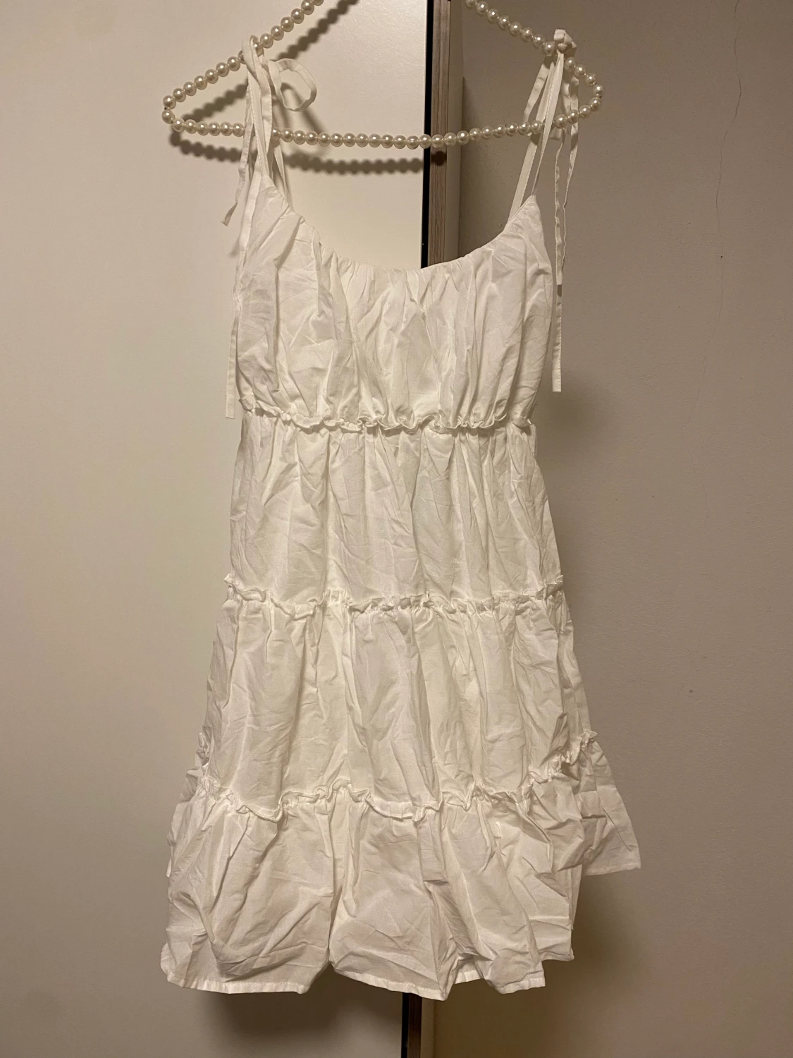 Helt ny Vit klänning 