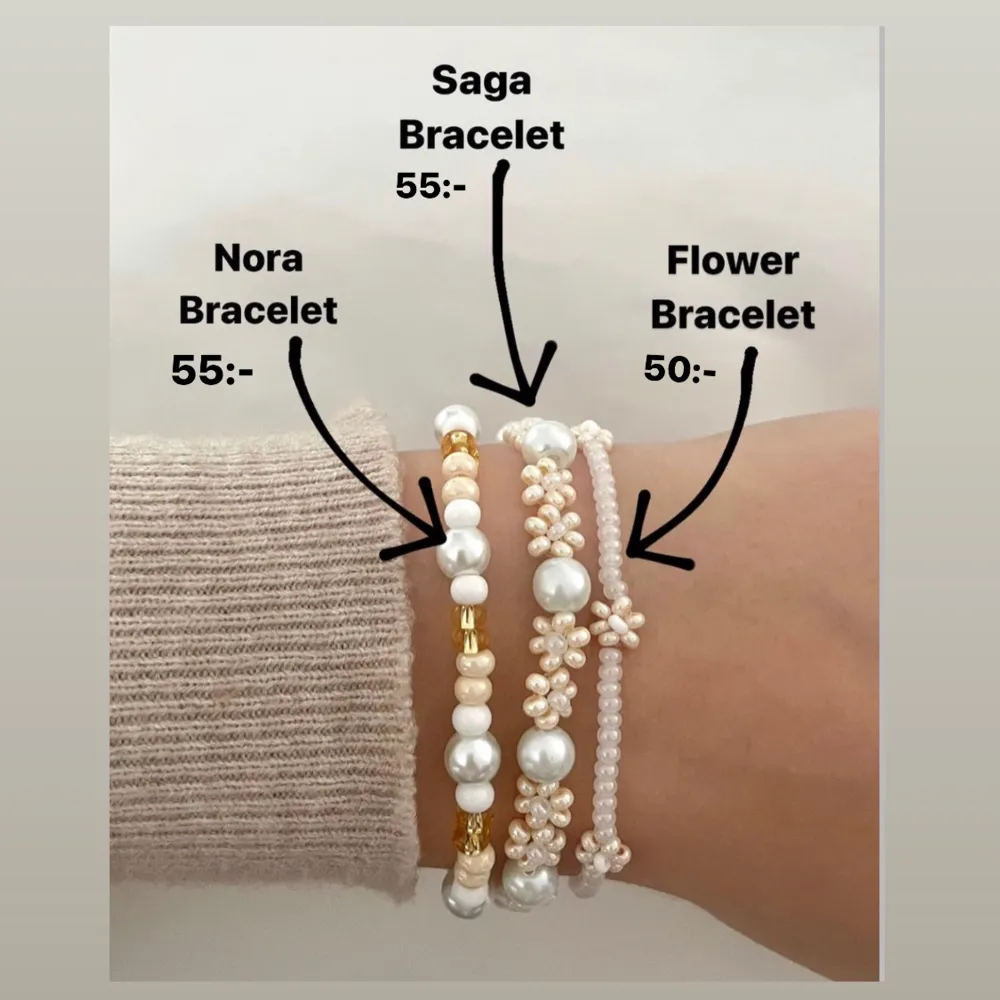 3 matchande armband - Nora, Saga & Flower Bracelet😍✨ Swipa för att se vilka armband som är vilka samt priserna. Armbanden är handgjorda och justerbara mha kedja och karbinhake🤍🤍 Beställ gärna via Instagram dm: hn.smycken. Accessoarer.