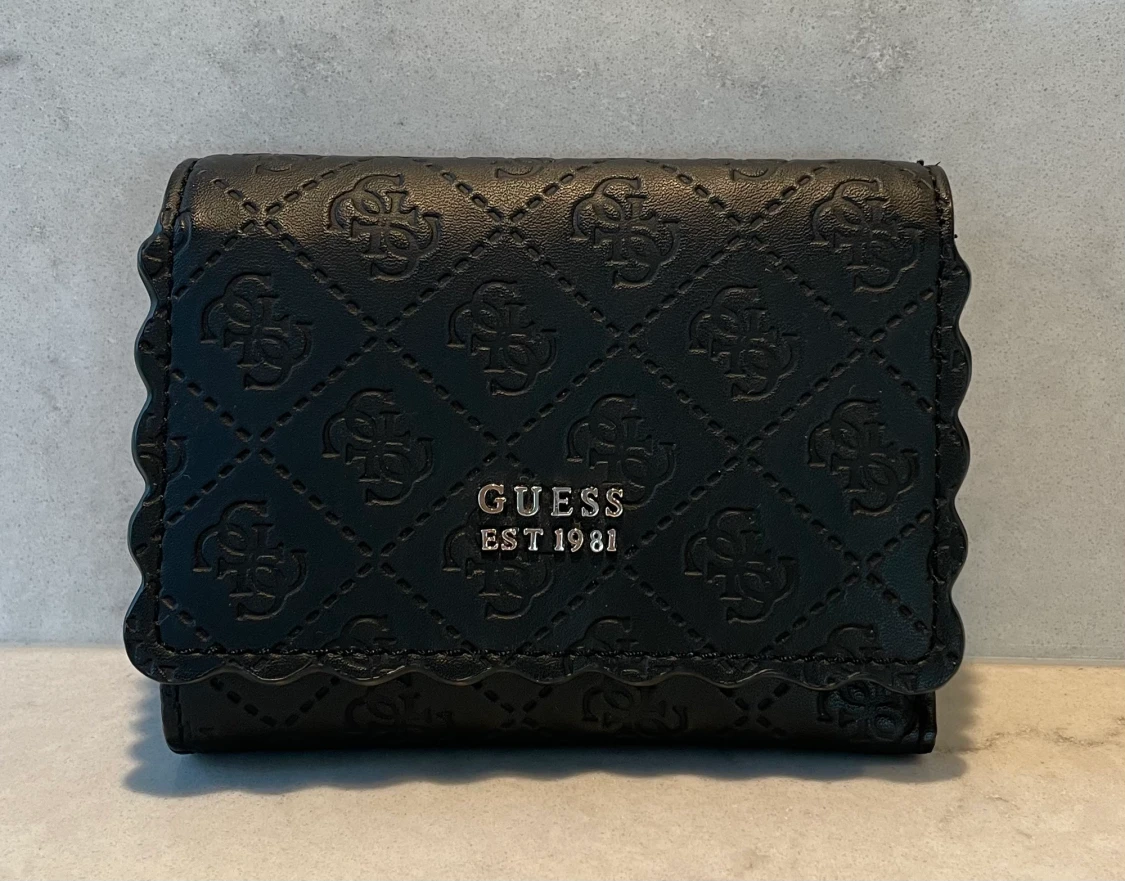 Guess plånbok - 90