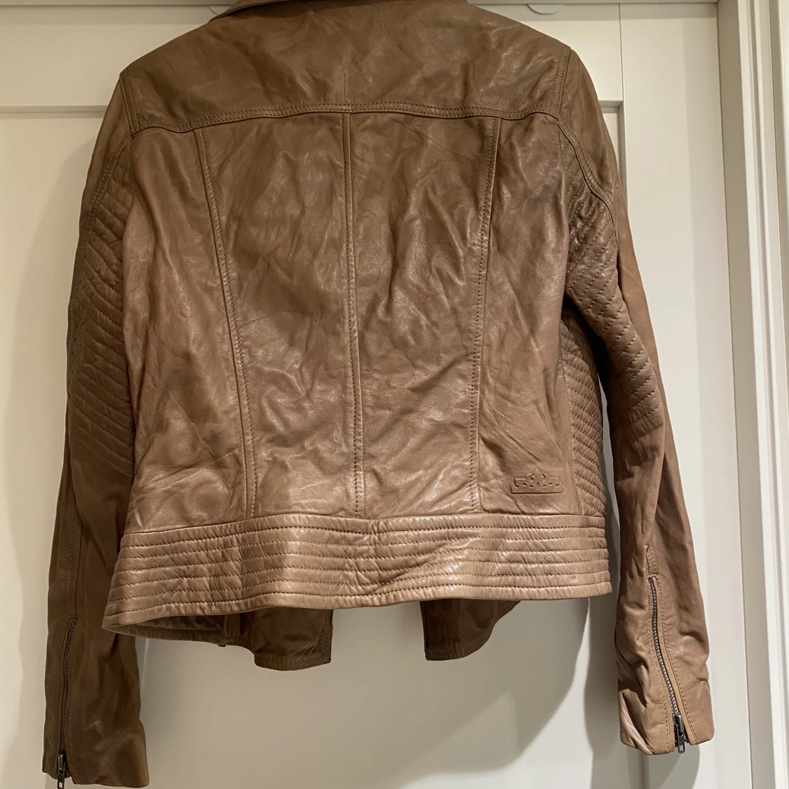 Skinnjacka från Primeboot - 91