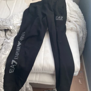 EA7 byxor  - Inte använda typ