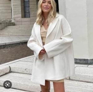 Moa Mattson x Nakd Jacka  - Jacka från NA-KD Moa Mattson x Nakd! Knappt använd💓