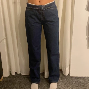 Jeans  - Snygga jeans som aldrig kommit till användning 