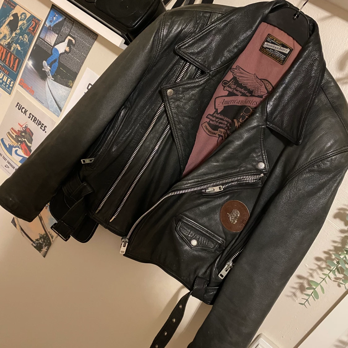 Skinnjacka i äkta läder