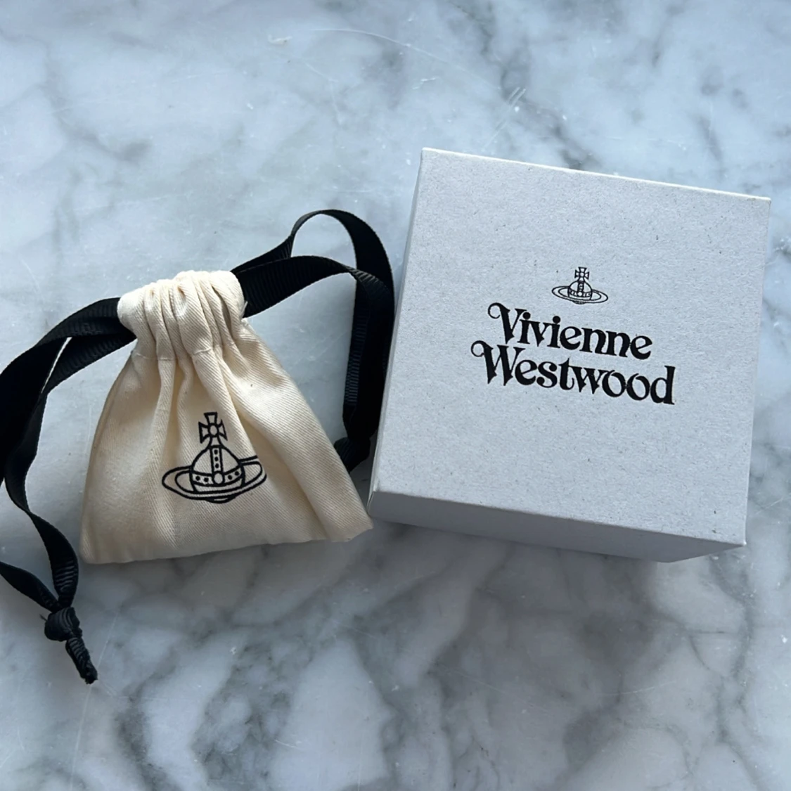 Vivienne Westwood halsband  - 91