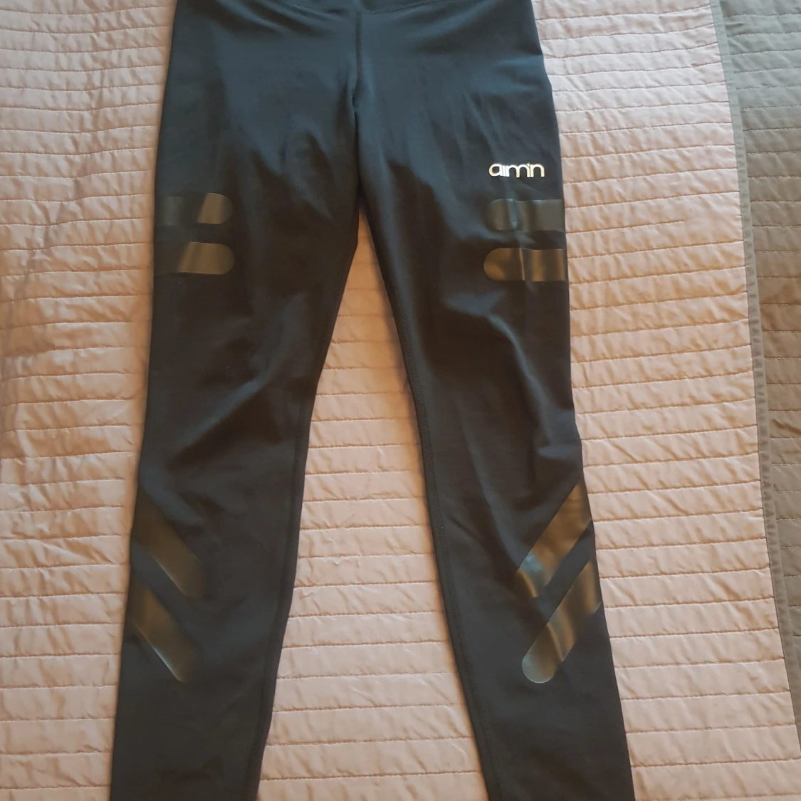 Aimn träningstights strl M - 90