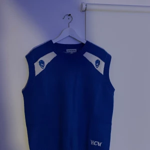 HEAVEN CAN WAIT väst  - HEAVEN CAN WAIT väst helt ny size:s   Top Kvalite  