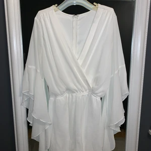 Byxdress - Användes en gång, aldrig mer. 