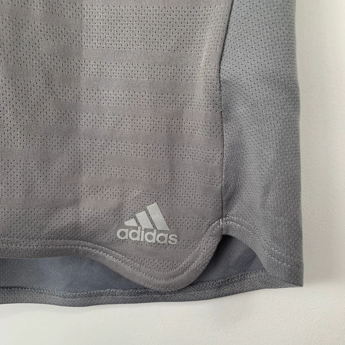 Adidas träningströja  - 91