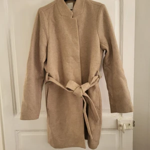 H&M - Helt ny jack från H&M i storlek 38. 