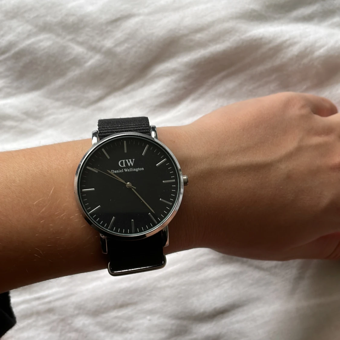 Svart Daniel Wellington klocka - 91