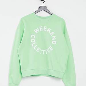 En grön sweatshirt mend en härlig grön färg till sommarkvällar!💚💚🍀