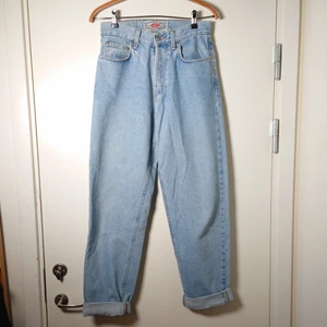 Vintage-jeans - Stentvättade vintagejeans🌱