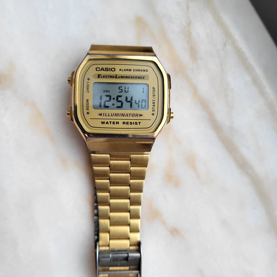 Casio digitalklocka