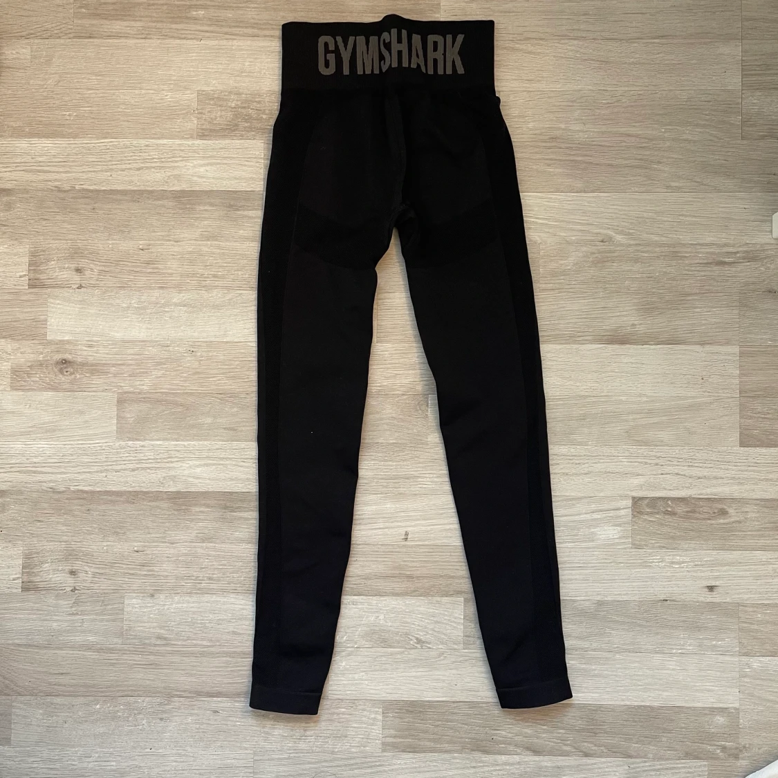 GYMSHARK träningstights strl. XS - 90