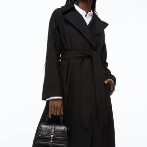 Svart kappa  - Fin kappa från hm, knappt använd 