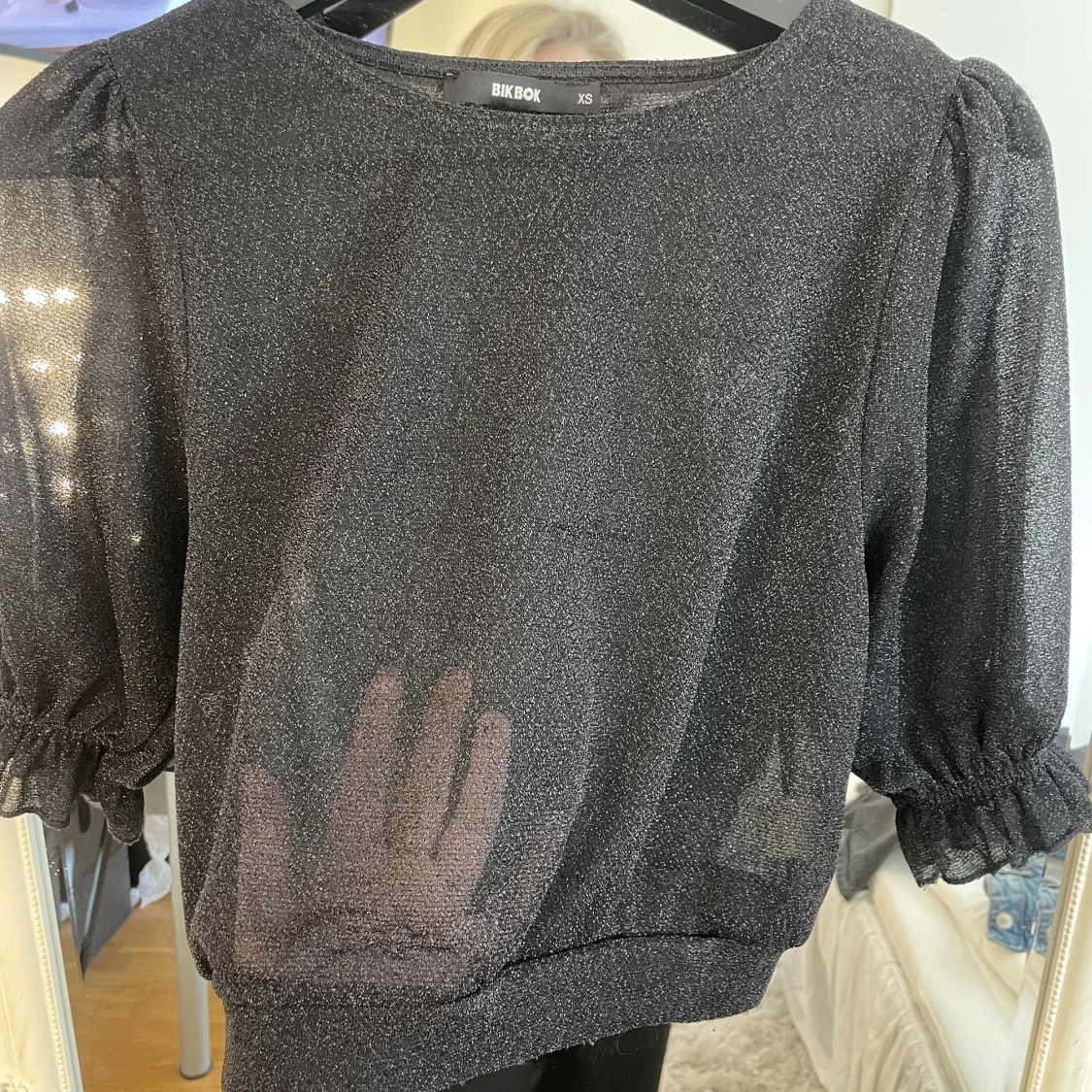 Glittrig genomskinlig topp - 90