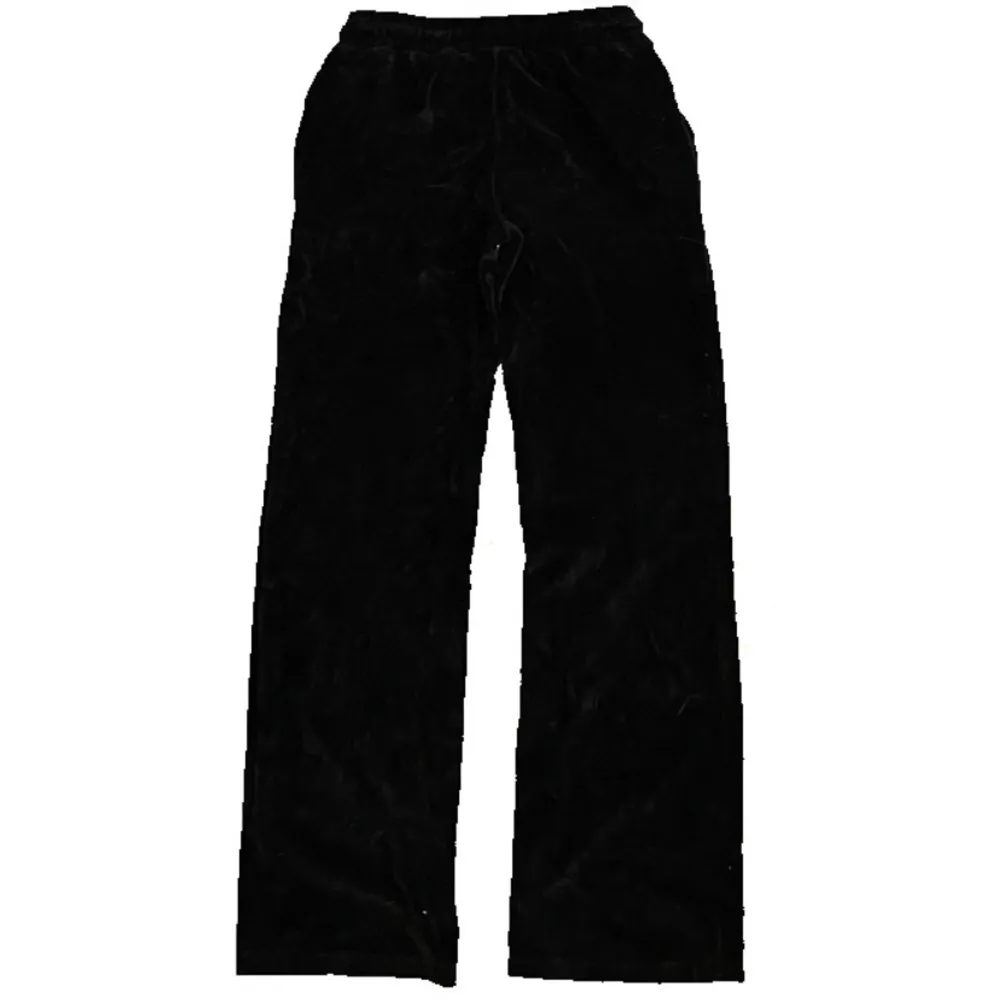 lådmidjade mjukis från Reclaimed Vintage (älskar dom men har för många liknande) . Jeans & Byxor.