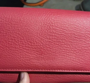 Hej - Vill sälja den för jag har it ens använt den 