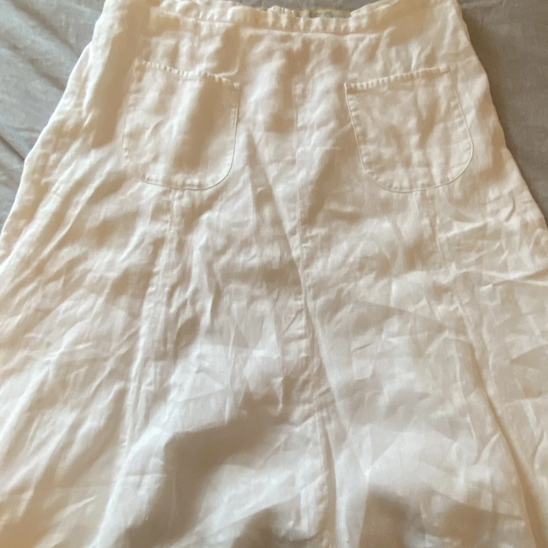 Vit linne kjol xl - 90