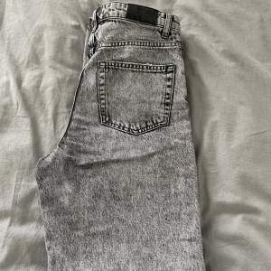 Jeans från Gina Tricot (young Gina) i fint skick ☺️ Storlek 158