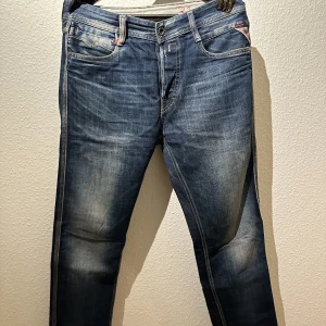 Replay  - Storlek 31-32   Fint skick 